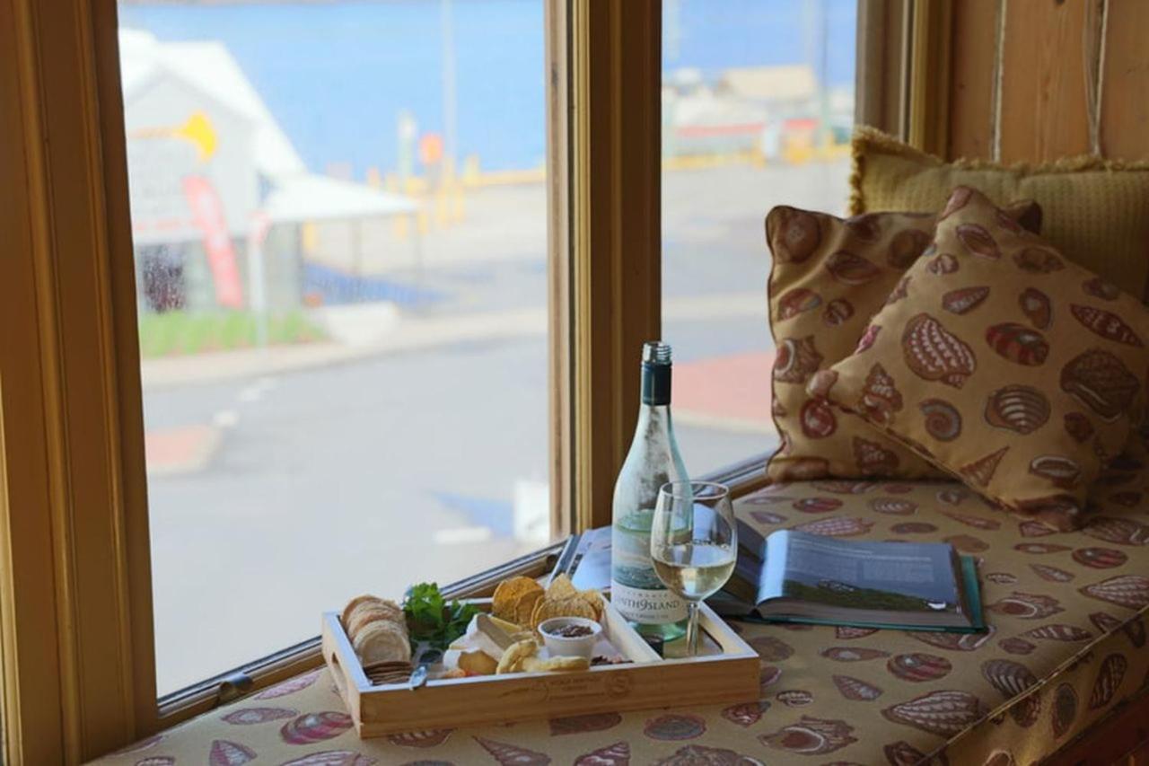 Bushman'S At Strahan Aparthotel Kültér fotó
